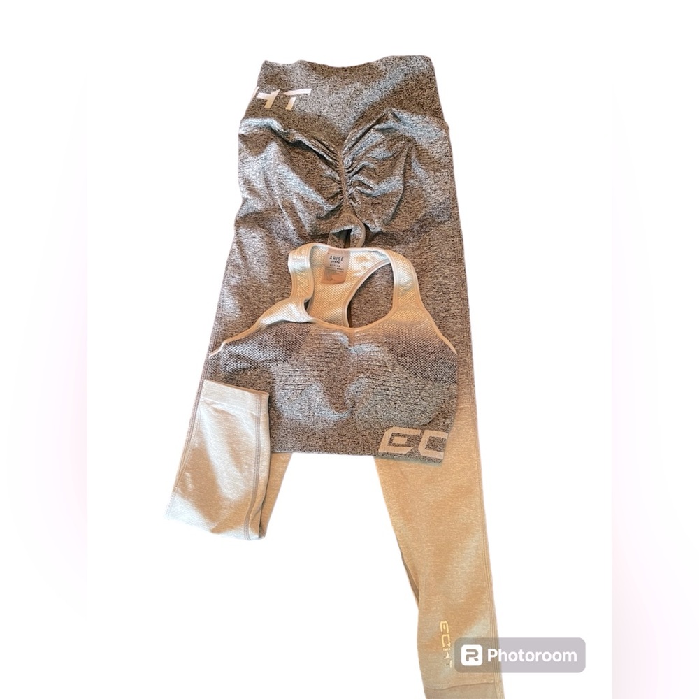 ECHT Ombre workout outfit